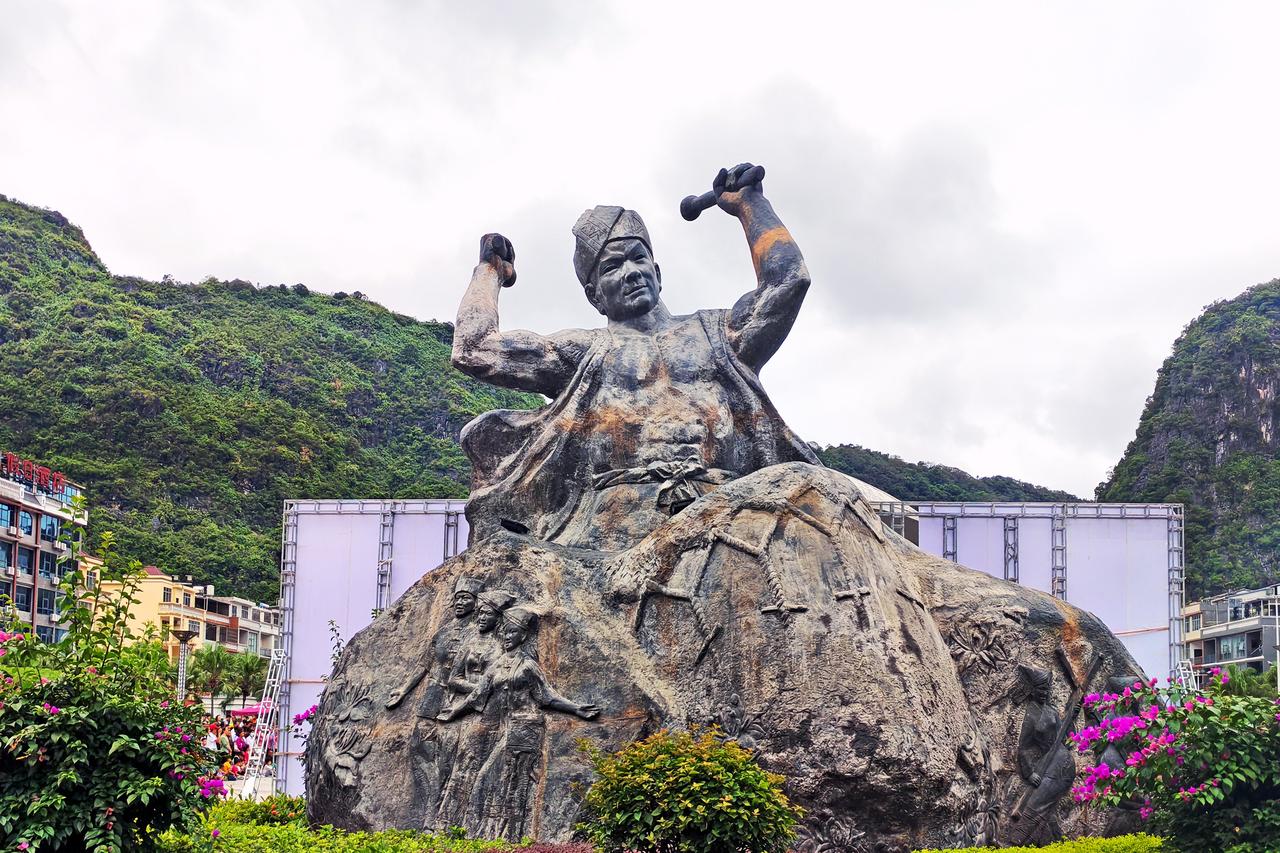 【南宁马山县~随手拍】  马山县隶属广西南宁市，是一座充满韵味与活力的地方。它坐