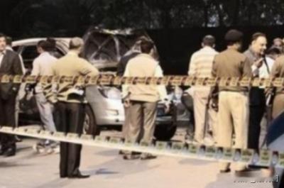 1982年，中国驻莫桑比克大使馆翻译唐健生做了一项疯狂举动，他杀光大使馆的所有人