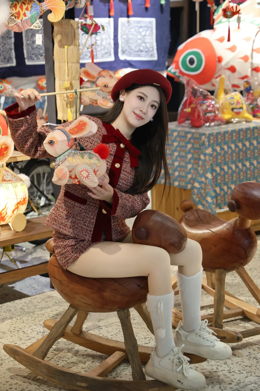 卖空行动来袭！新年吉服美翻了！！ 姐妹们新年新气象，我和闺蜜在瓶窑老街...