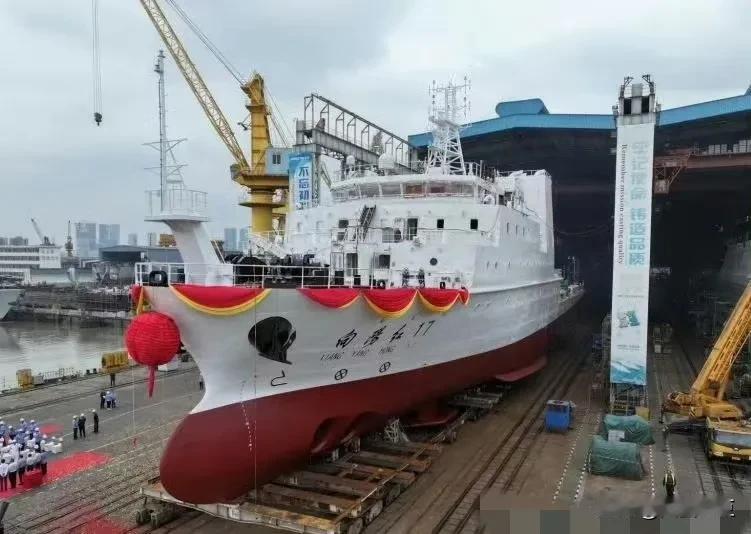 科考/海调】快讯：2024年10月18日，中国船舶集团旗下中船黄埔文冲船舶有限公