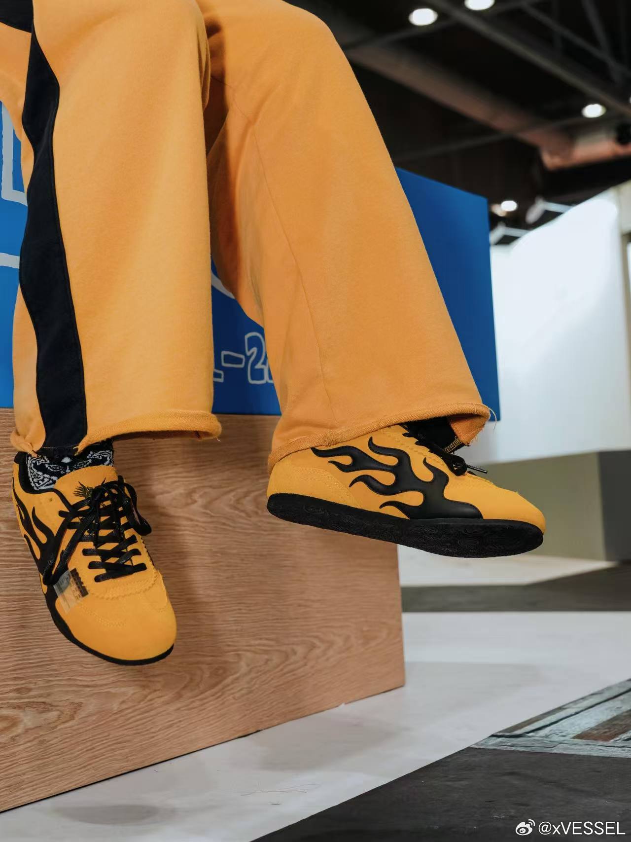 xVESSEL x 李小龙联名系列新品首次亮相ComplexCon香港潮流市集金