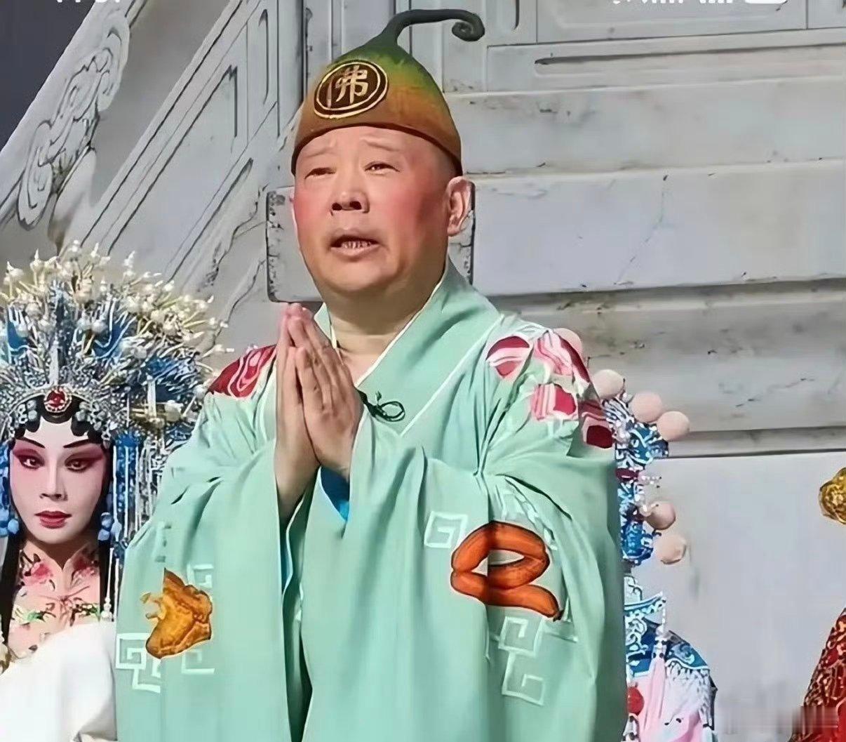郭德纲 改编红歌热点跨界共创这次迎来监管介入，也给整个传统文化行业敲响警钟。从事