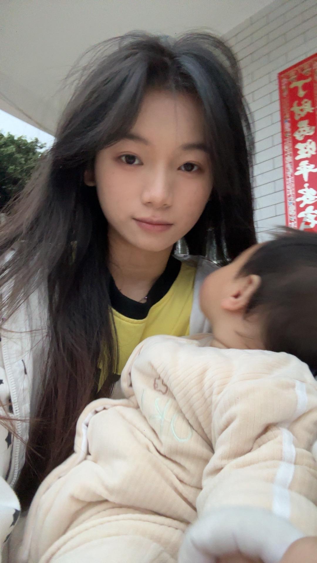 20岁 这个新宝宝喊我做姑婆