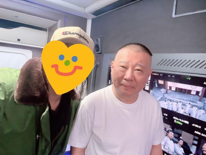 德云社新剧《绝顶富贵》杀青了！8月18日，《绝顶富贵》在山东乐陵影视城开机。10
