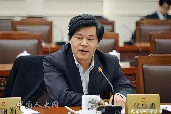 连涨了21年，但是第22次，今年迟迟未有消息，让无数老年人满心牵挂。就在大众热议