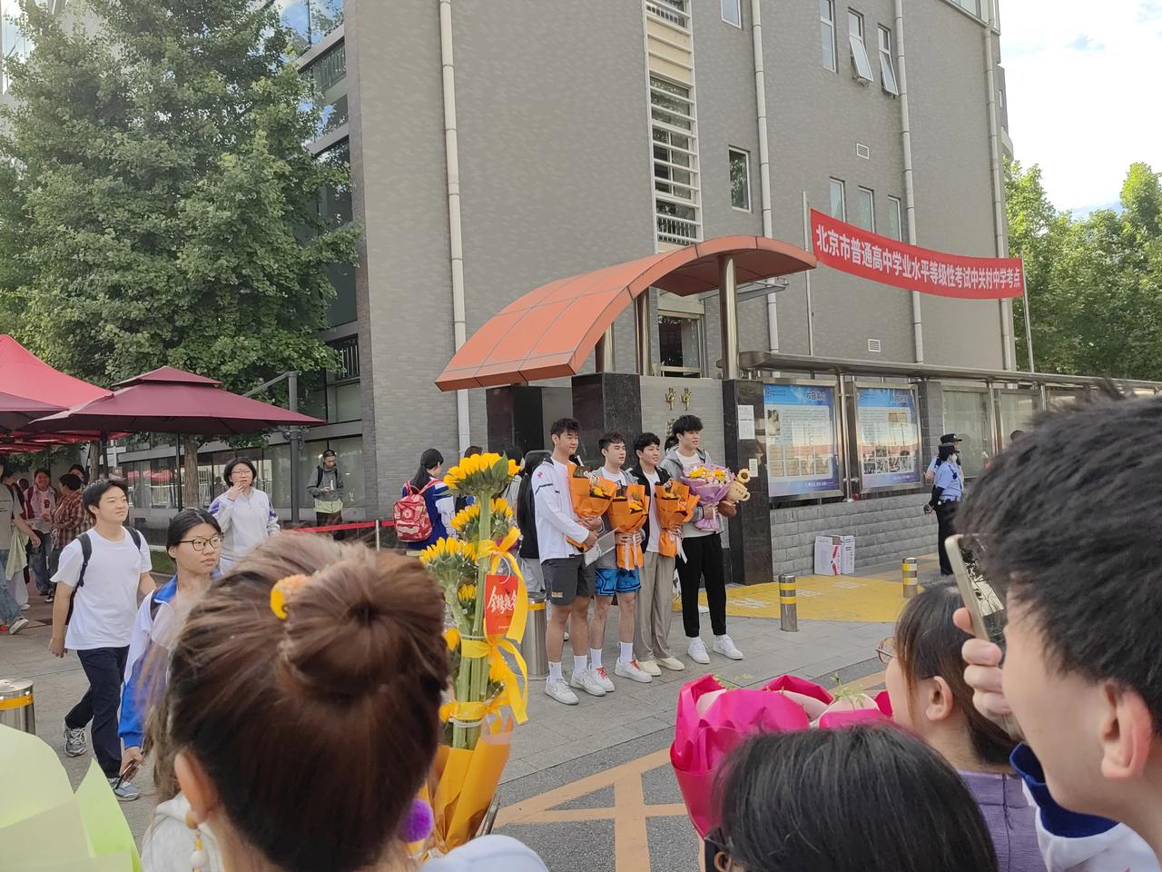 今年的高考结束了，高考成绩可能让许多家长失望，因为我曾经也让父母失望过。
40年