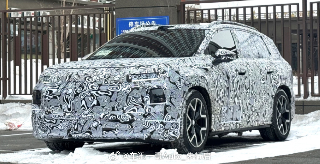 一汽大众的全新纯电SUV曝光听说会被命名为大众ID.AURA轮胎看着挺有新能源那