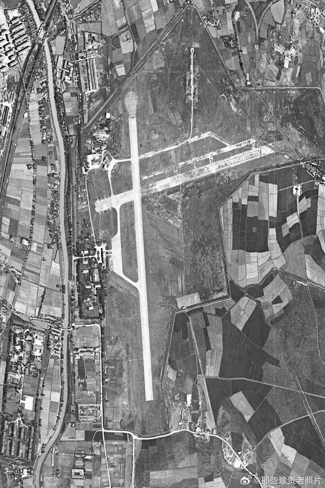 1966年美国间谍卫星拍摄的武汉 