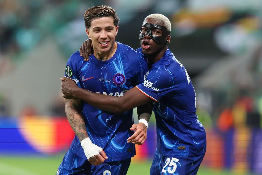 【英格兰足总杯半决赛，切尔西主场1-0力克利兹联，晋级决赛】换帅后强势反弹，阿根