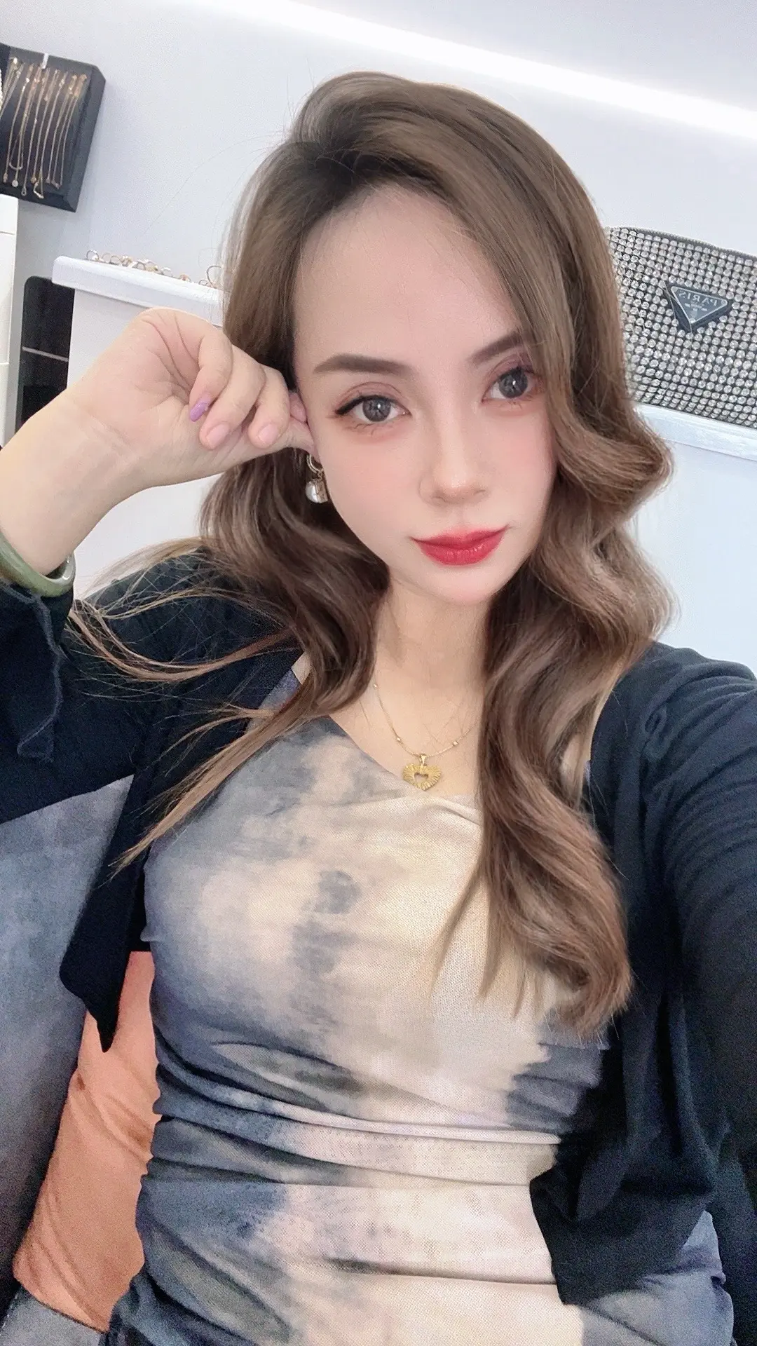 走着走着就到九月了，你看，时间等过谁。愿九月顺风顺水更顺意。