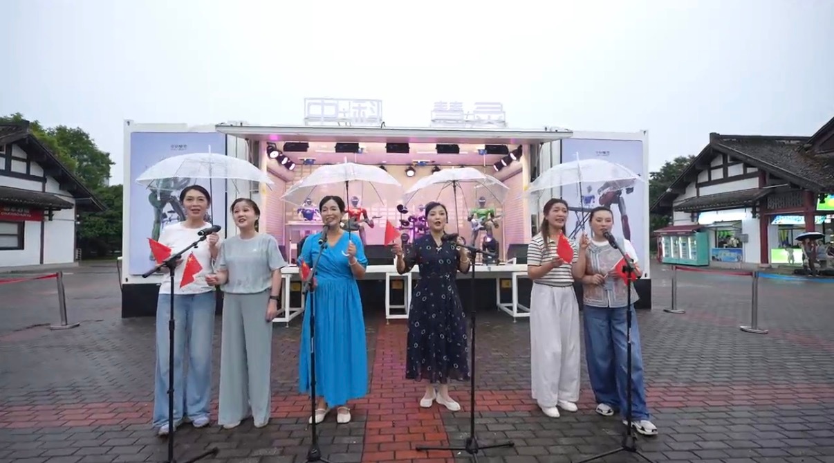 你以为老一辈的退休生活：吹拉弹唱、打太极、广场舞、提篮买菜？长沙退休阿姨们现在的
