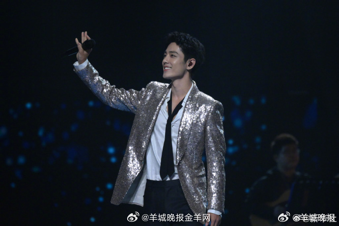 【2025大湾区电影音乐晚会，你期待谁再登场？】四载风华，星光无限。“湾区升明月
