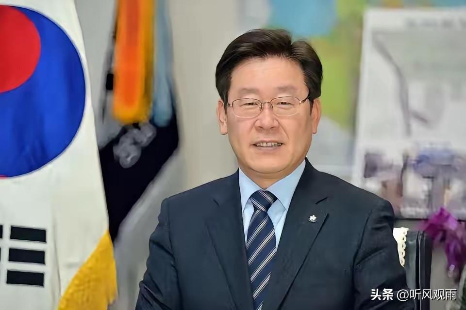 就在刚刚，韩国宣布了
3月24日，韩国政府正式宣布，从25号零点起，所有公家单位