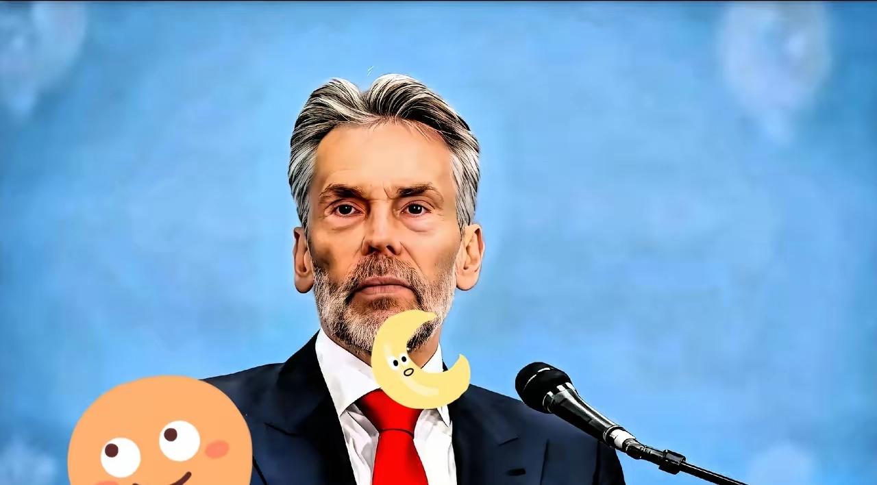 就在刚刚
安世荷兰突然宣布了
​安世荷兰总部近期宣布免去张秋明销售市场部副总裁职