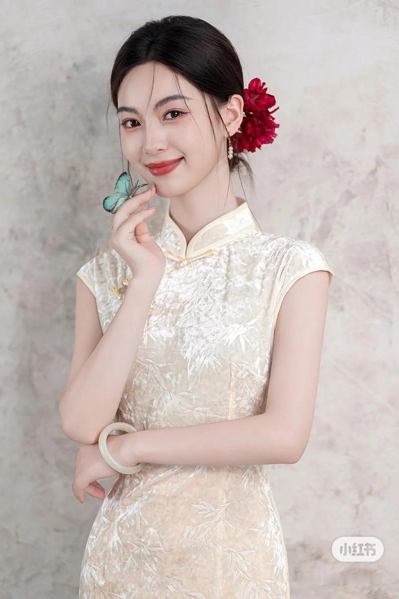 优雅与性感，你会怎么选美女旗袍穿搭写真