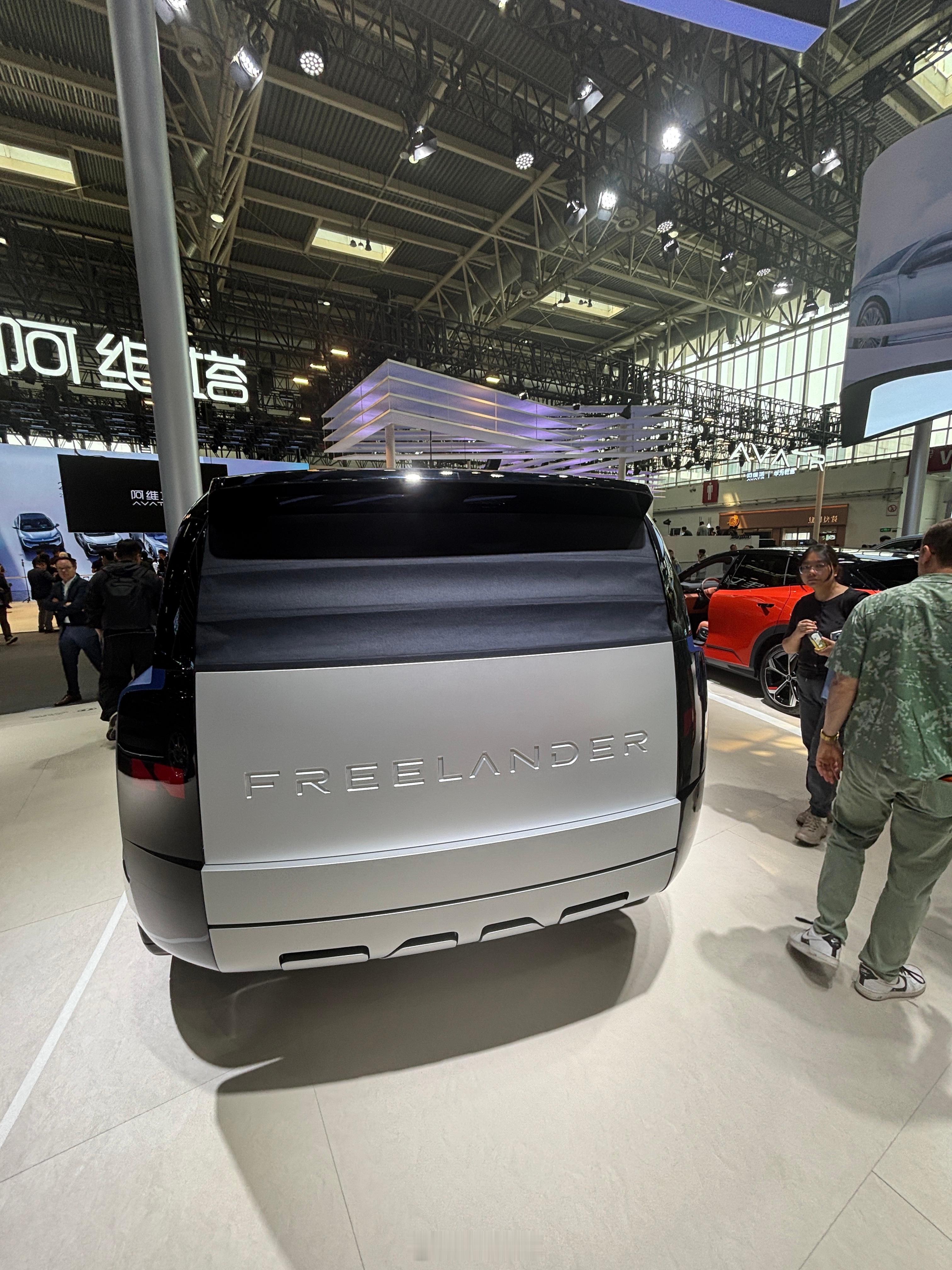 2026北京车展 路虎卫士和揽胜虽然未到但是Free Lander没有缺席作为路