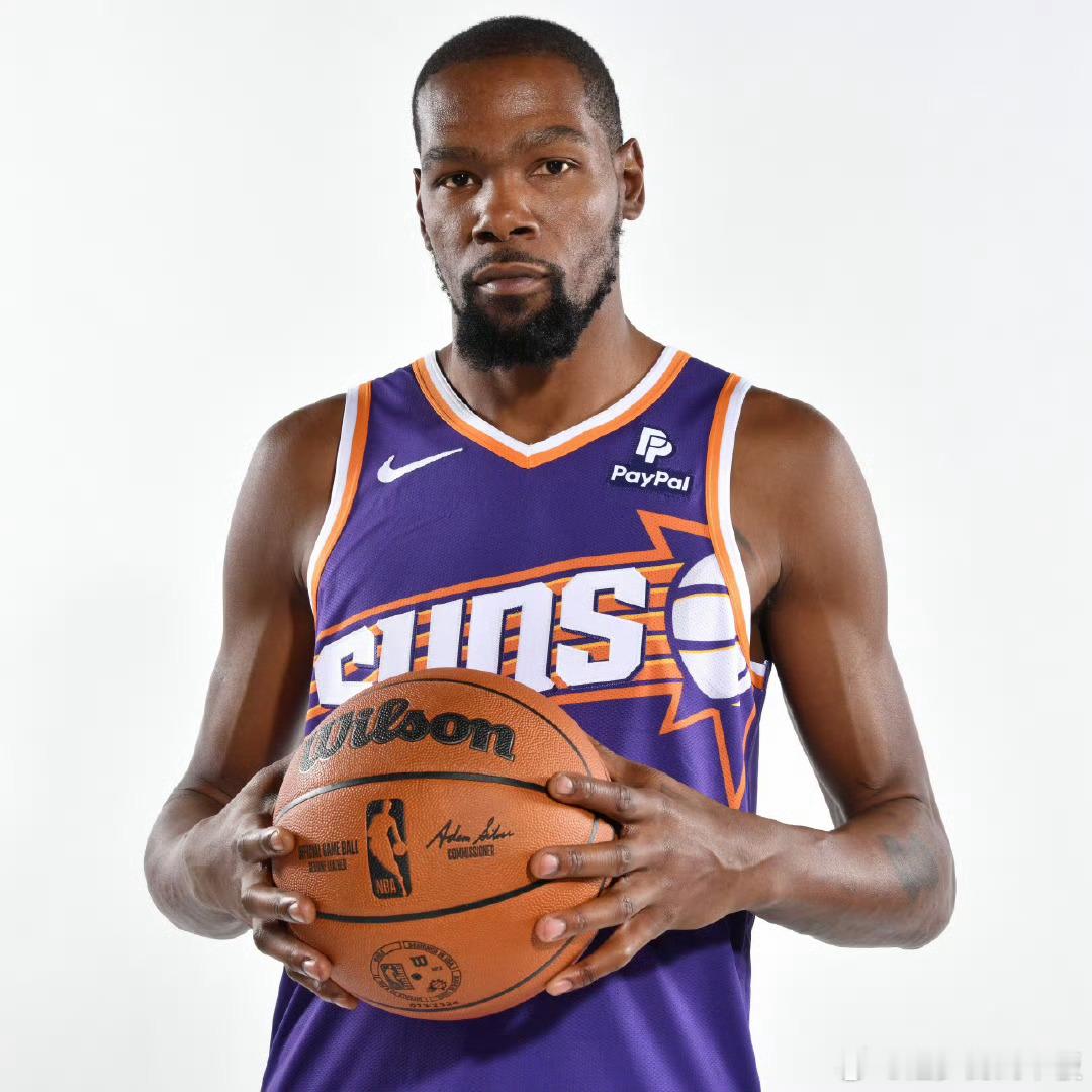 ESPN：在与多位消息人士的交流下，普遍看法是任何杜兰特离开太阳的交易方案，其选