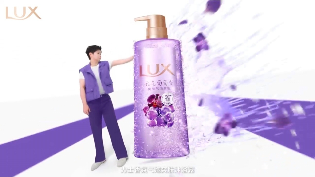 孙颖莎成为力士品牌代言人，既是实力相遇，也是国民度的双向认可。作为陪伴几代中国人