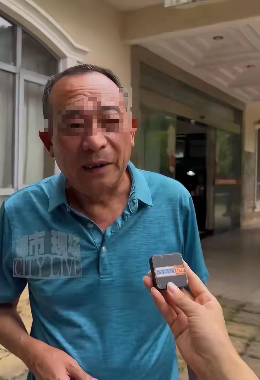 四川成都，一男子办的养猪场被铁路划入征地范围，街道办承诺给他4200万补偿。
