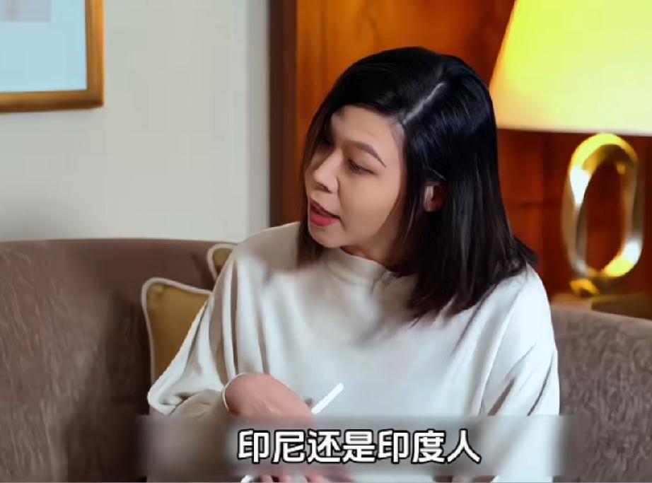 罗兰姐否认印尼血统，婆婆妈妈都是顺德人

爸爸也是纯正的中国人，她并不是网传的混