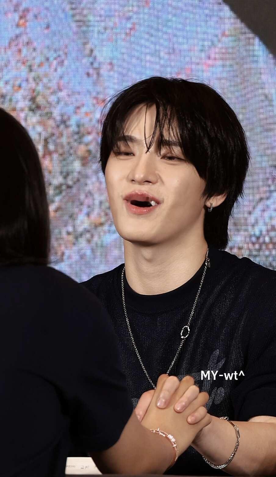 好喜欢😖
好想这个小灿灿。拜托了视签也让我中吧!!!