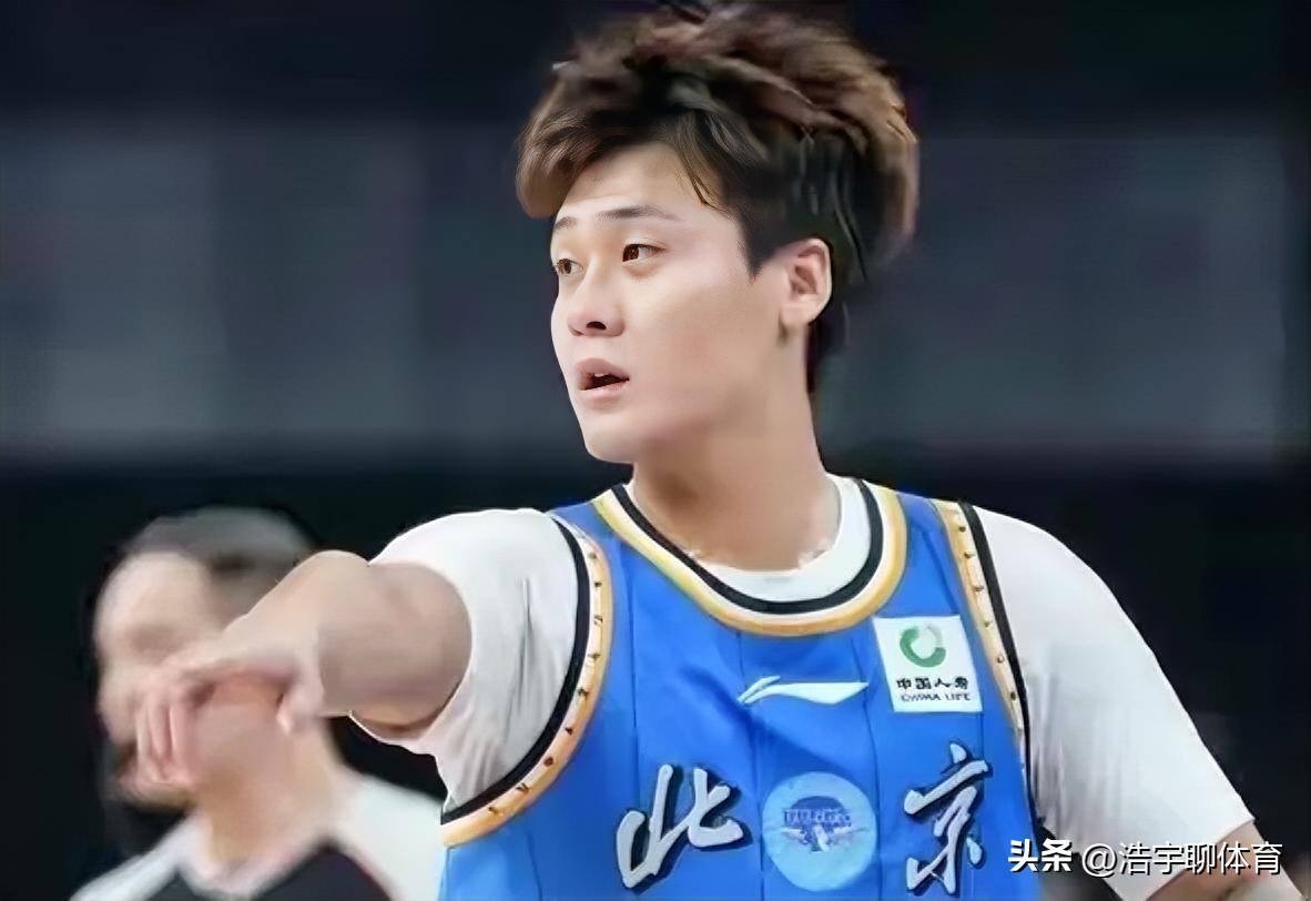 赵睿发挥神勇，主导北京队上演大逆转，他的赛后发言句句扎心，宏远球迷破防。
cba