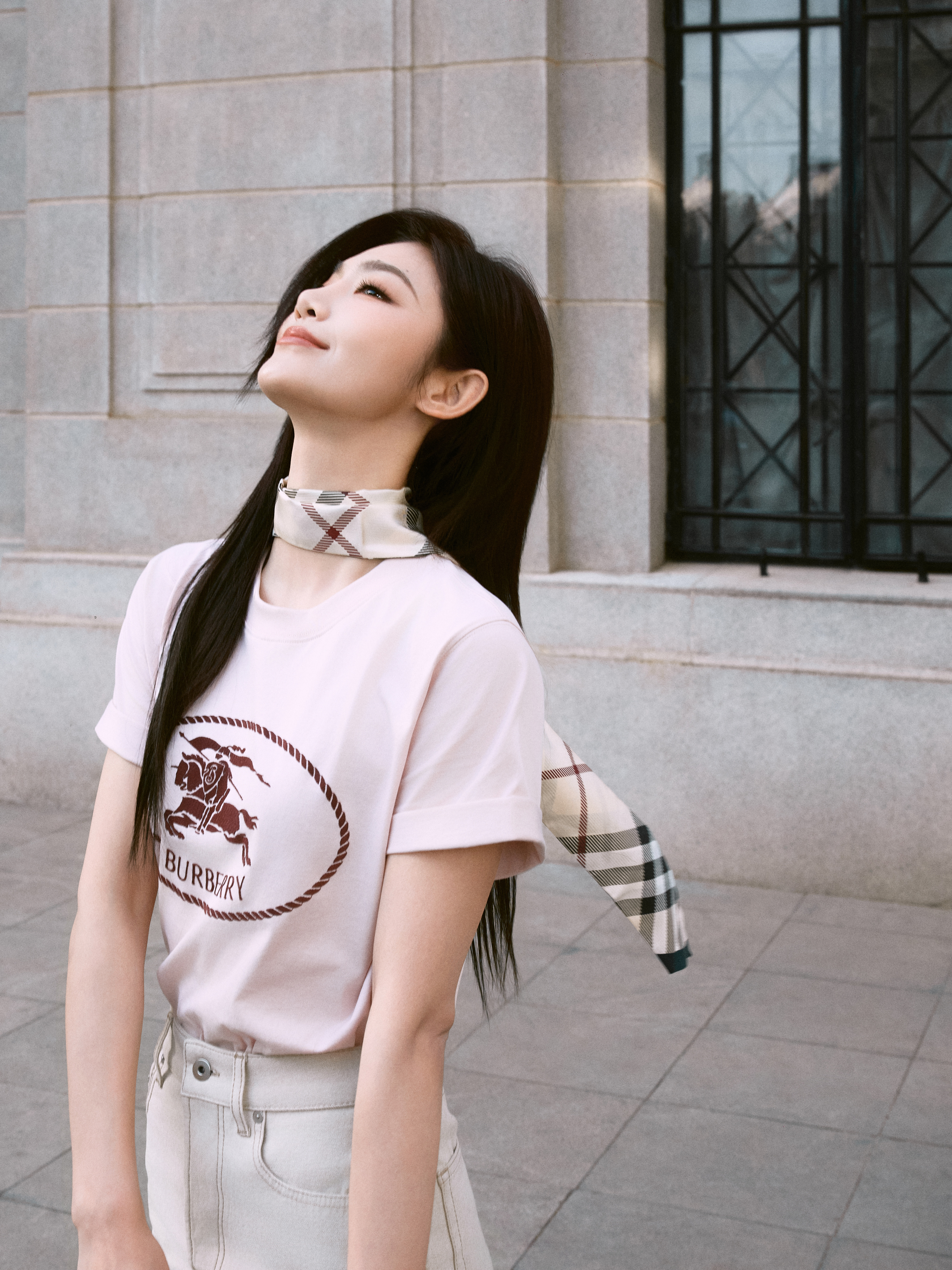 抓住春天的末尾 一头扎进春天里 ​​​