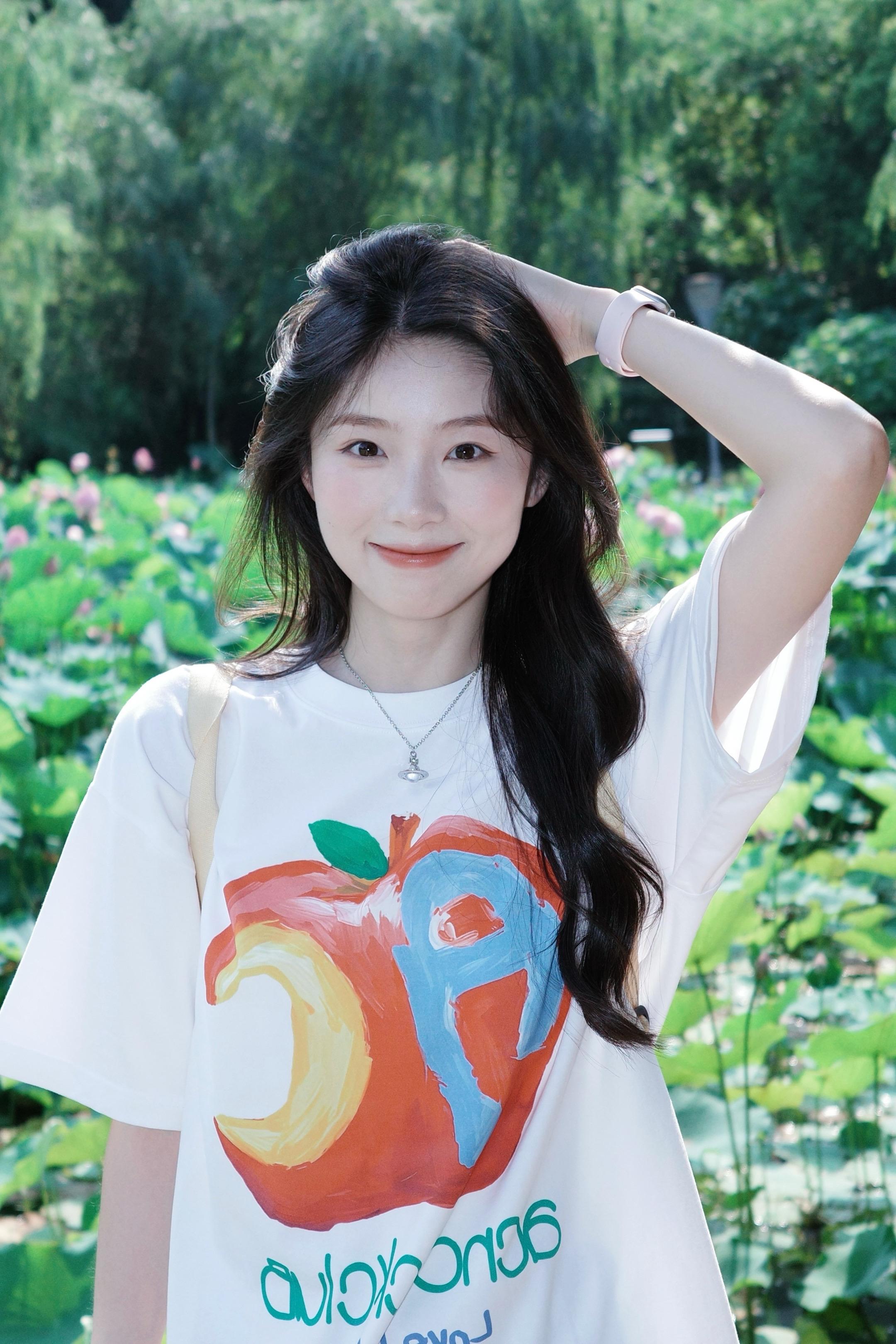 如果明天地球毁灭 我想和你一起散步。