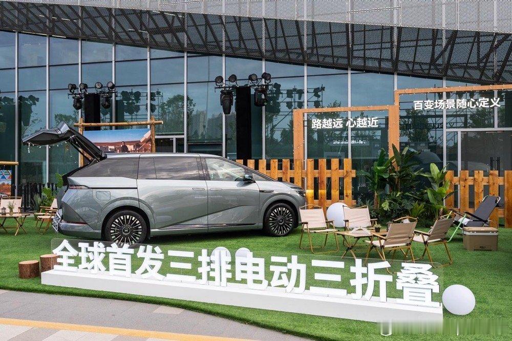 全球续航最长大七座小鹏X9超级增程已准备就绪！🔥全球路测伪装车、切割车、图灵芯