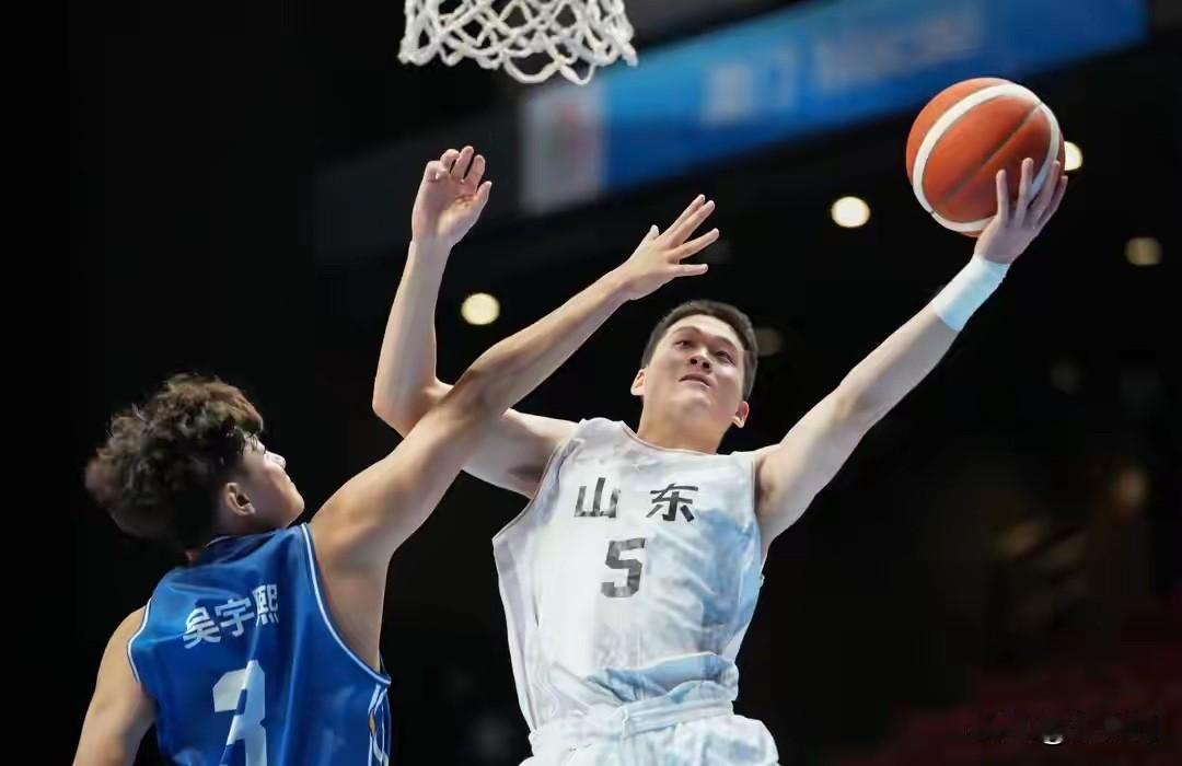 期待山东篮球在全运会上有精彩表现，半决赛，决赛都加油！巩晓彬和王刚师徒二人，今天