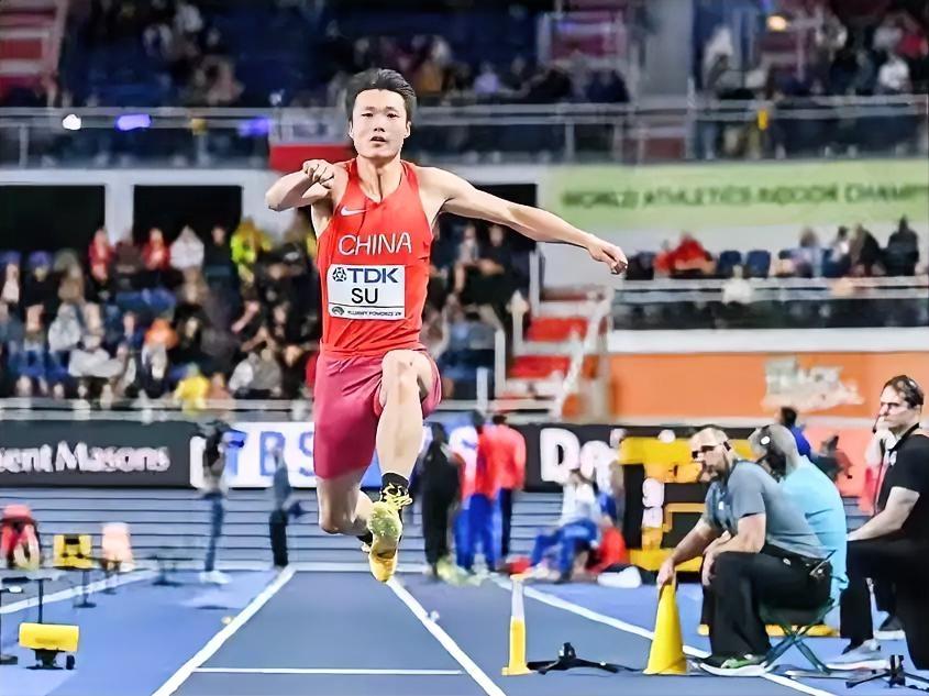 中国田径队四名小伙子结束波兰托伦三日游！首次零奖牌和零前八，创参加室内田径世锦赛