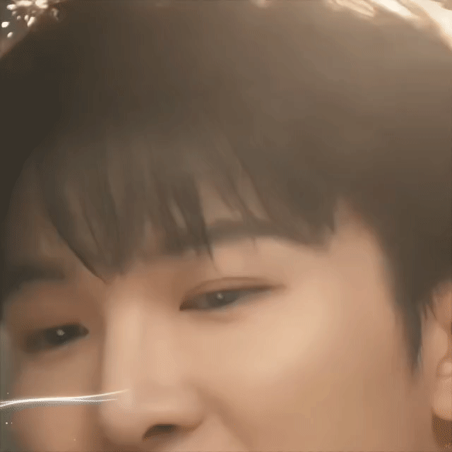 周深 ✨周深送上一连串新年祝福 ✨周深完成了一次从黑暗到光明的声程 【小圈跟米子