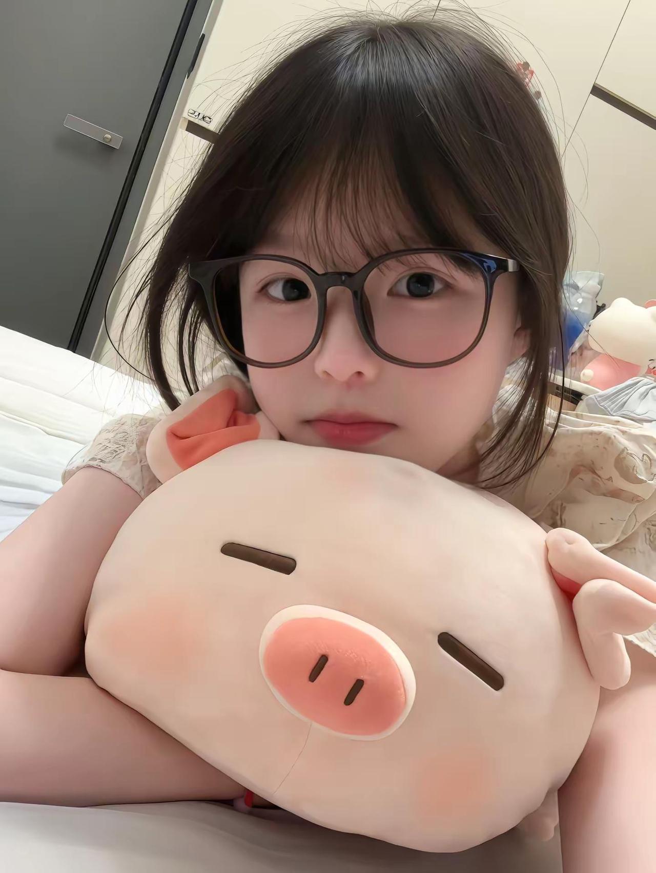 你怎么看都可爱 想做恶不过也是个小坏蛋