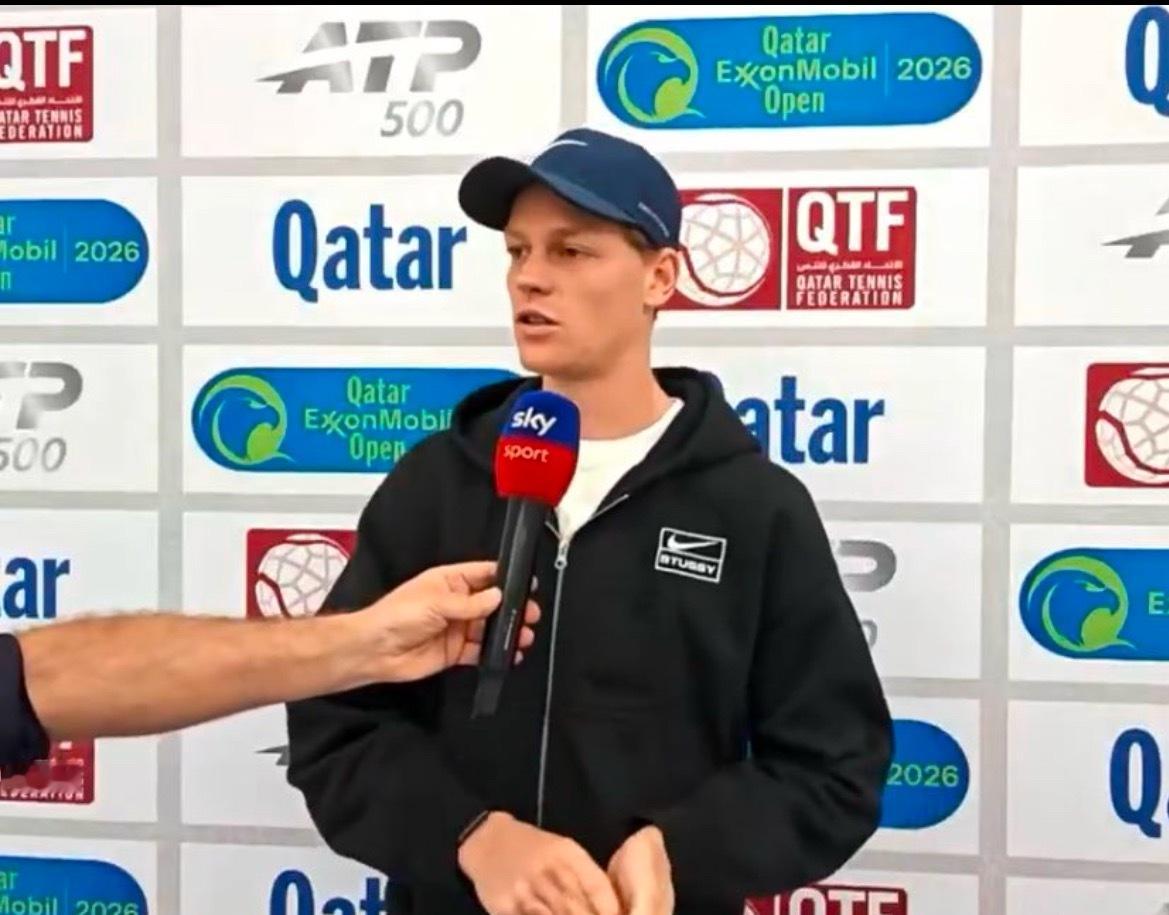 网球talking大会体育大赏米兰冬奥会 在多哈备战的辛纳谈米兰冬奥会。🦊 ：