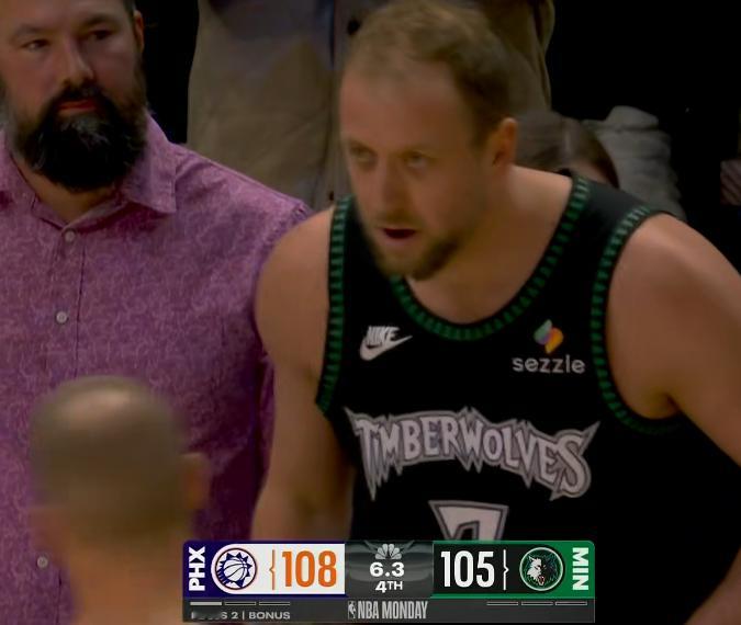 当森林狼又一次派上无情的发球机器英格尔斯，我就知道这比赛已经走远了。华子空砍40