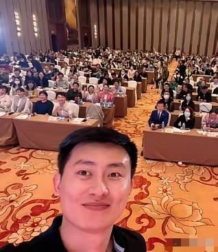 峰学蔚来换帅，武亮接棒扛全场，张雪峰当年画的饼，真不是空头支票！

武亮从宁夏地