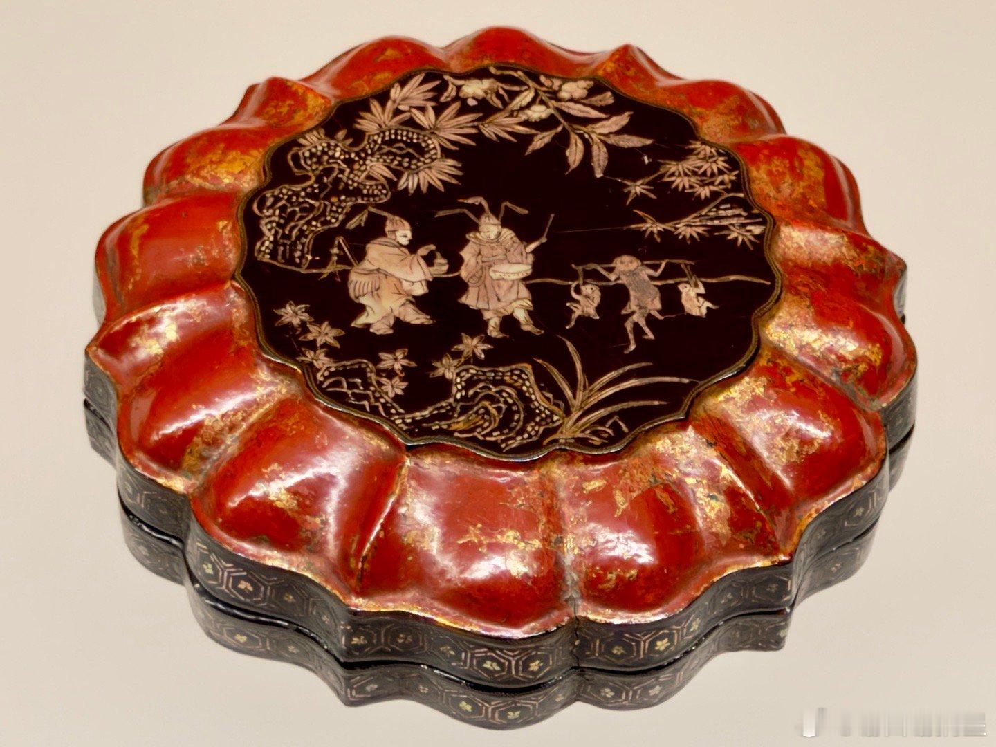 皇元的漆器红翠斗芳菲：宋元明漆器珍品展 