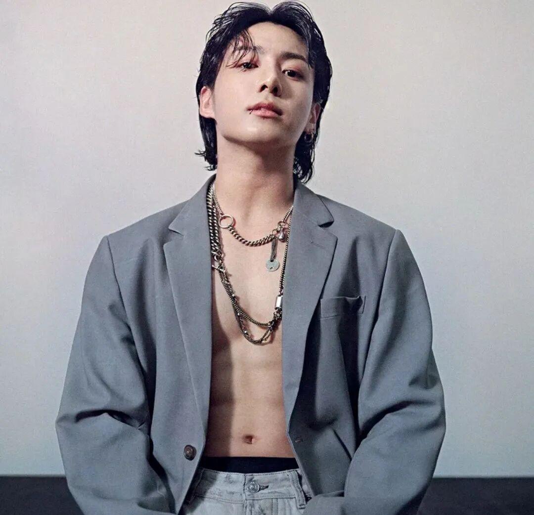 据报道，一名女子因昨晚闯入田柾国（Jungkook，防弹少年团成员）家中而被警方