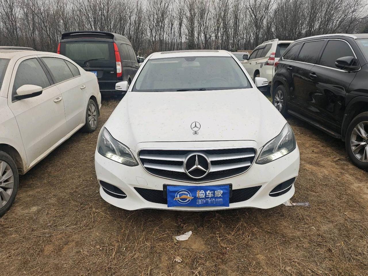 年底买豪车，回村坐主桌！
过年开奔驰，家乡遇知己！
前两天验了一台奔驰E260，