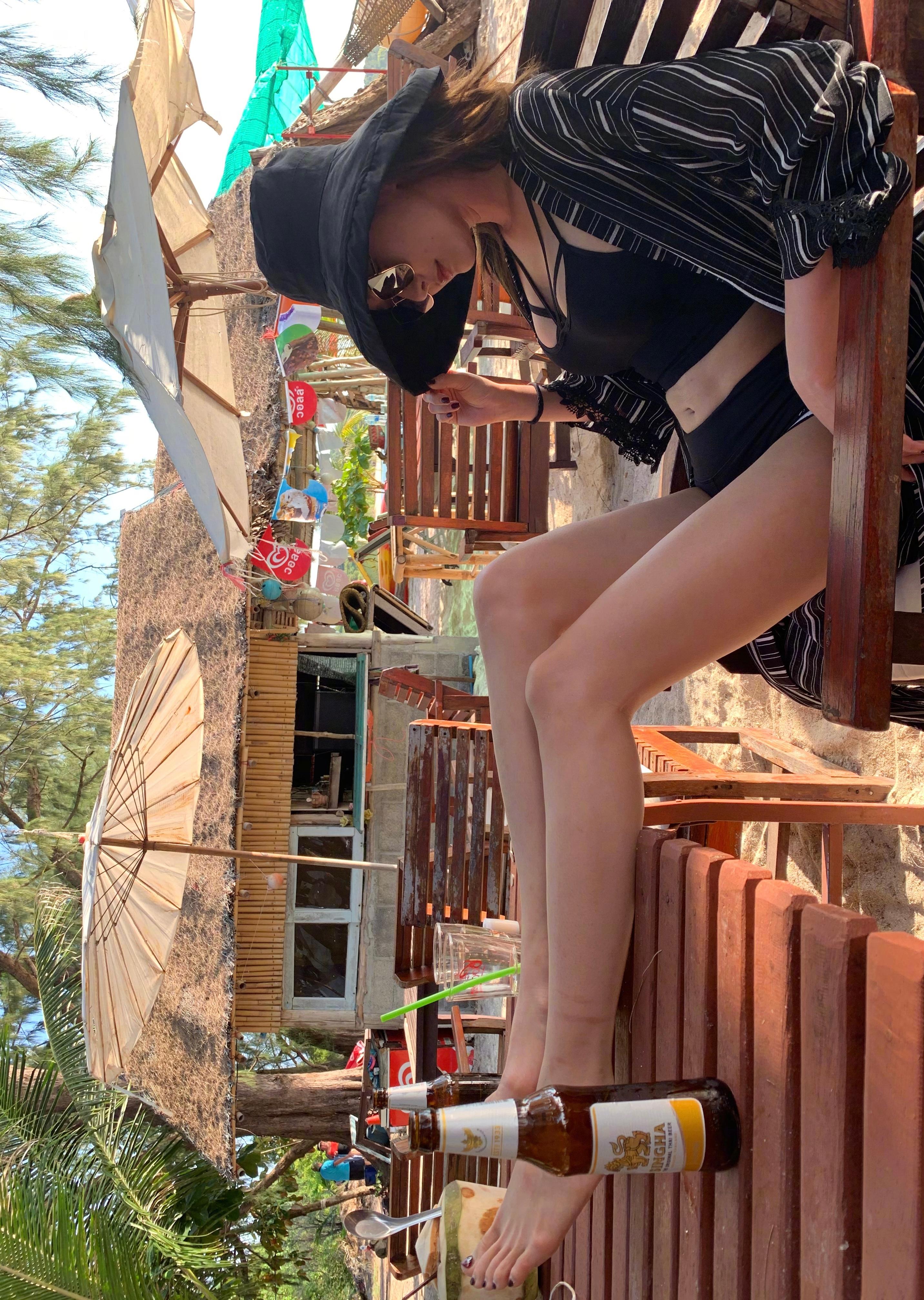 陈冰。
