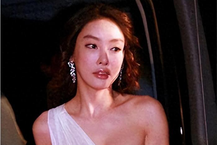 韩国女星张紫妍的遗书中，写她前后九次堕胎，写她最后那台手术索性一并做了绝育；有医