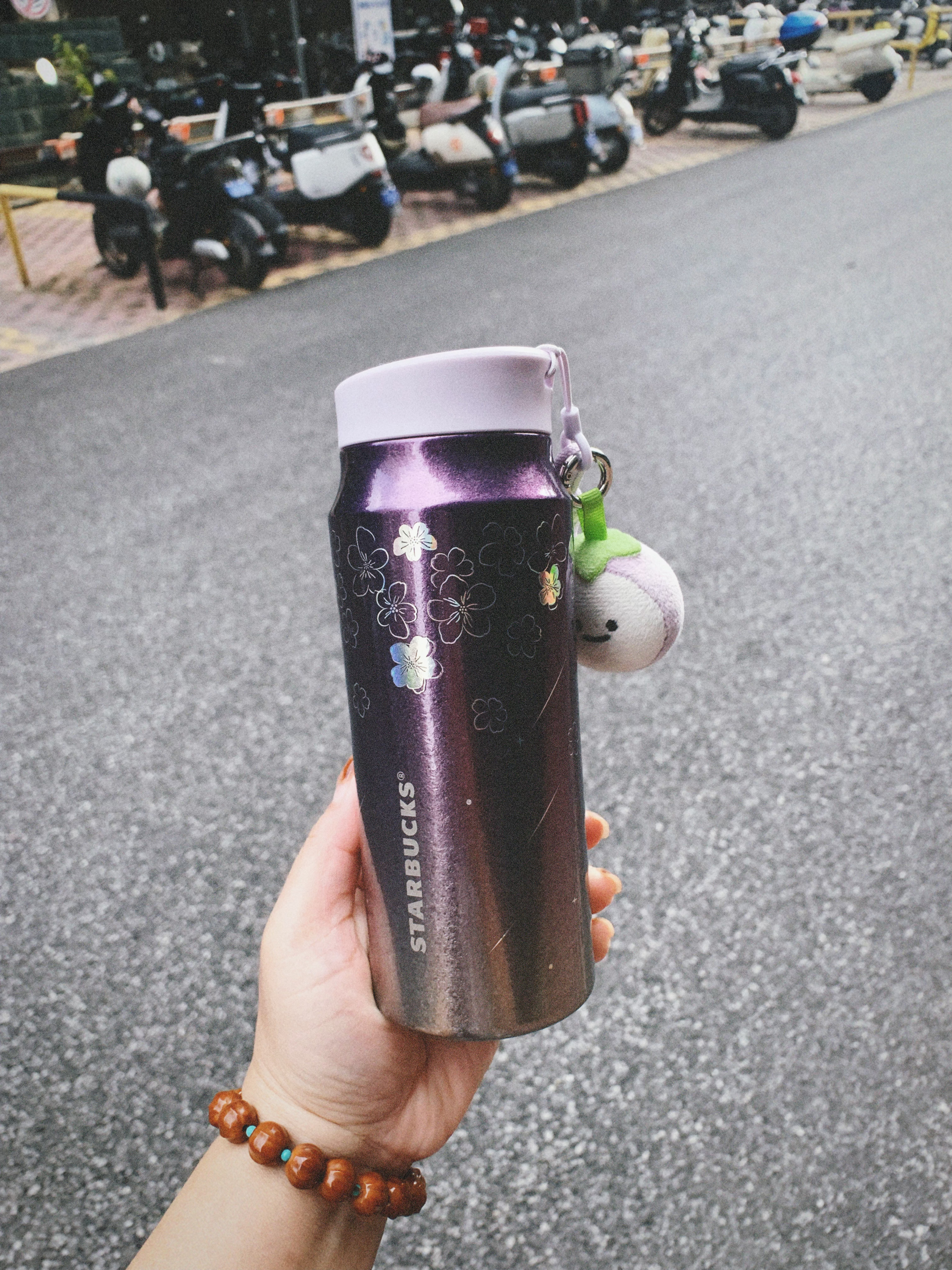 大步流星迎接周二不就是个周二嘛有啥可怕的 
