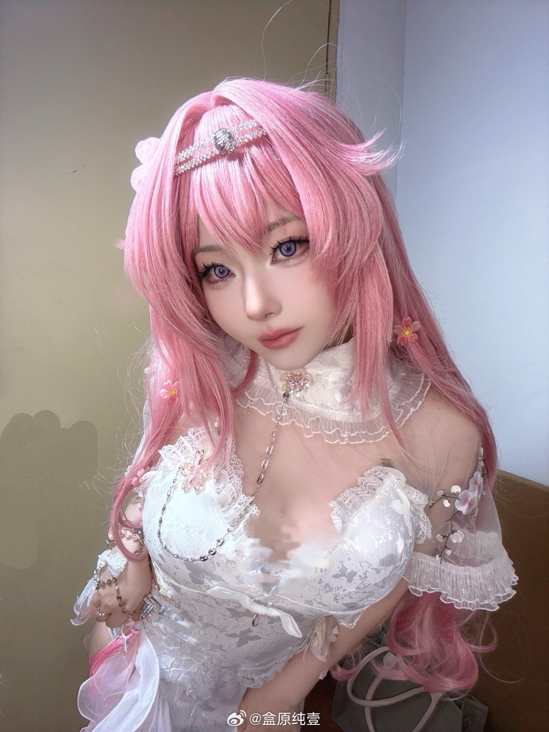 试试衣服and假发（ ​​​