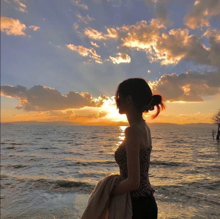 和婚外的他在近一年彻底断过接近两个月时间，这两个月我没有主动和他有过工作以外的任