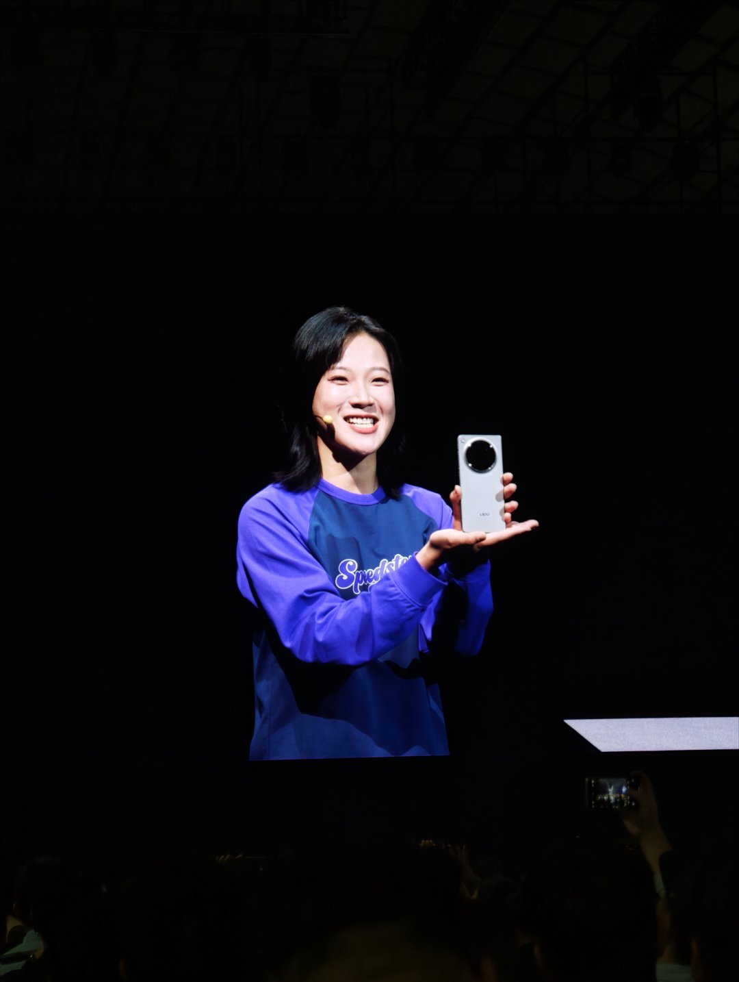 OPPO Find N6 我靠，极速拍档小乔 