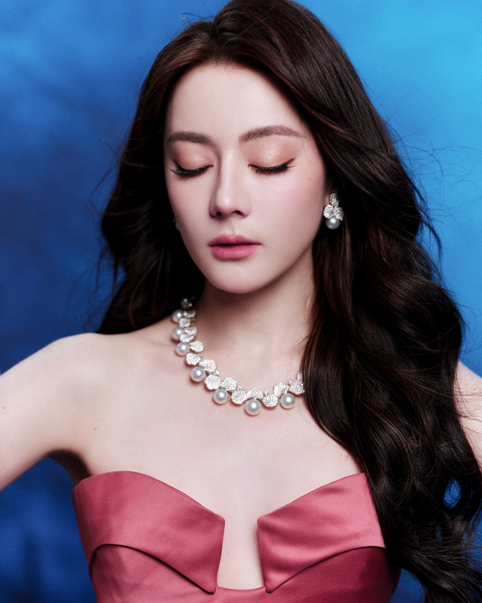迪丽热巴90花咖位 恭喜热巴获CMG年度推荐电视剧女演员！ 