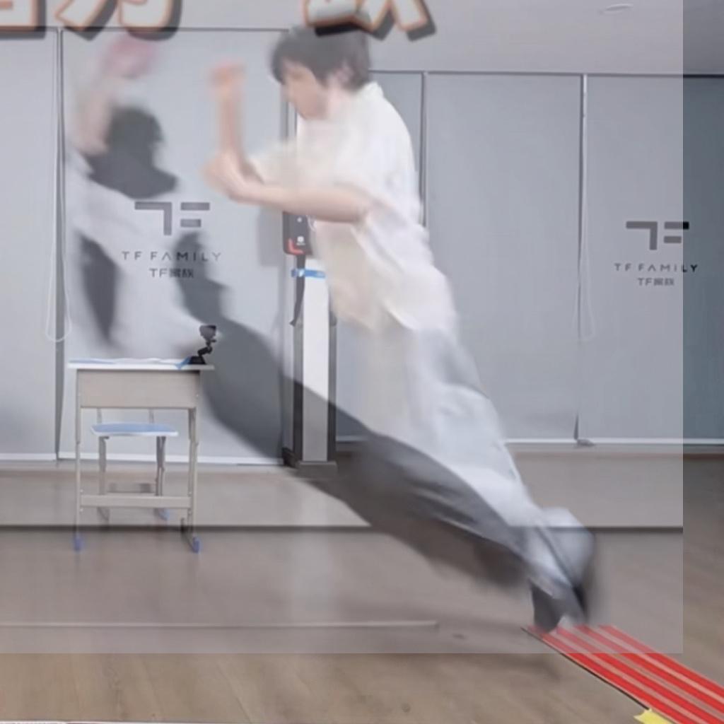 我就说眼熟 