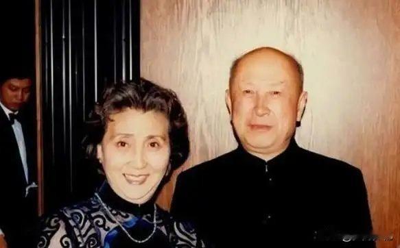 钱学森与蒋英被誉为爱情楷模，蒋英垂暮之际却吐露心声：钱学森心中住着一位身份特殊的