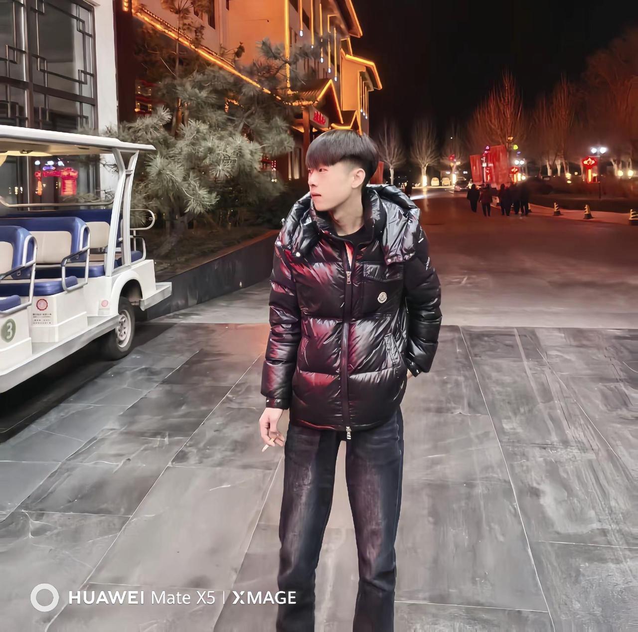 如果我175 飞机碎盖 小内双 穿点小商务 还会哄女人呢