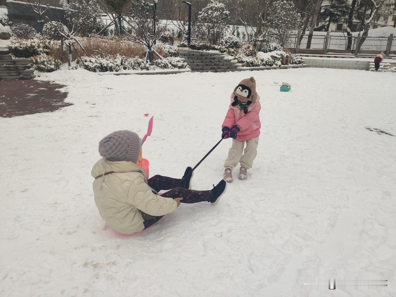 人们都关爱自己的下一代，这似乎是雷打不动的铁律。昨天是马年的大年初二，上午在郑州